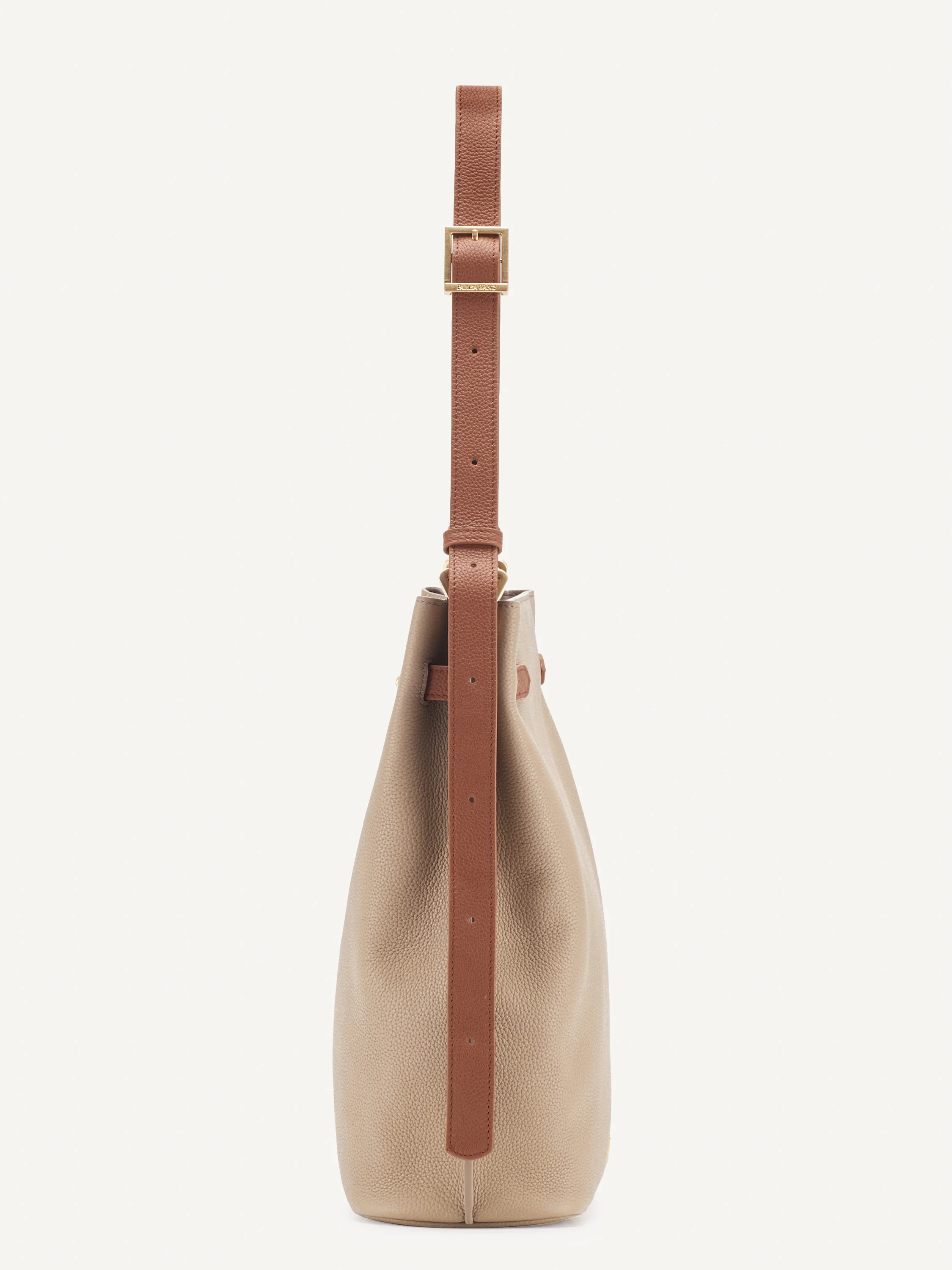 Madison Large Bucket Tote Bag - Image 15