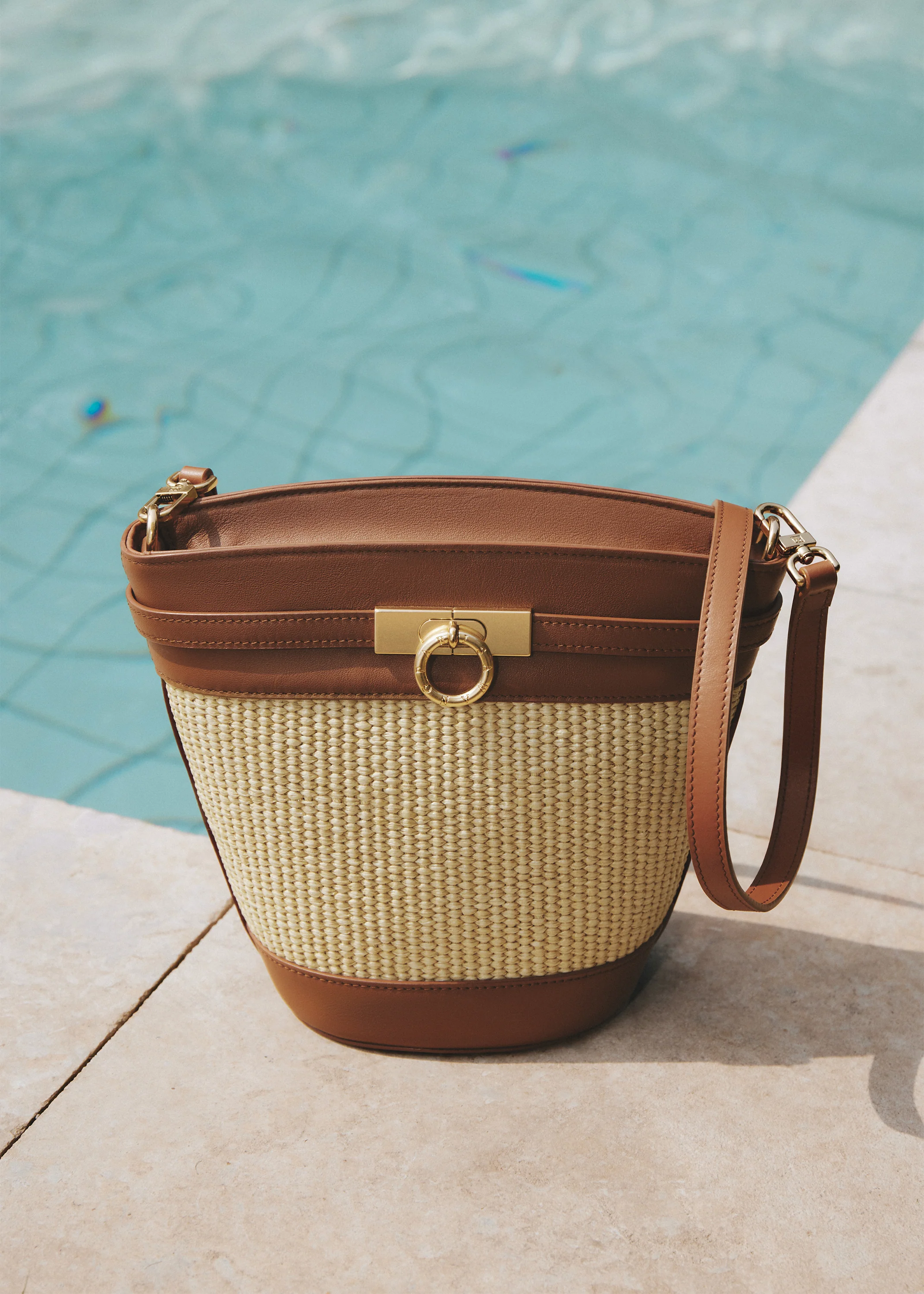 Madison Bucket Bag - Image 14
