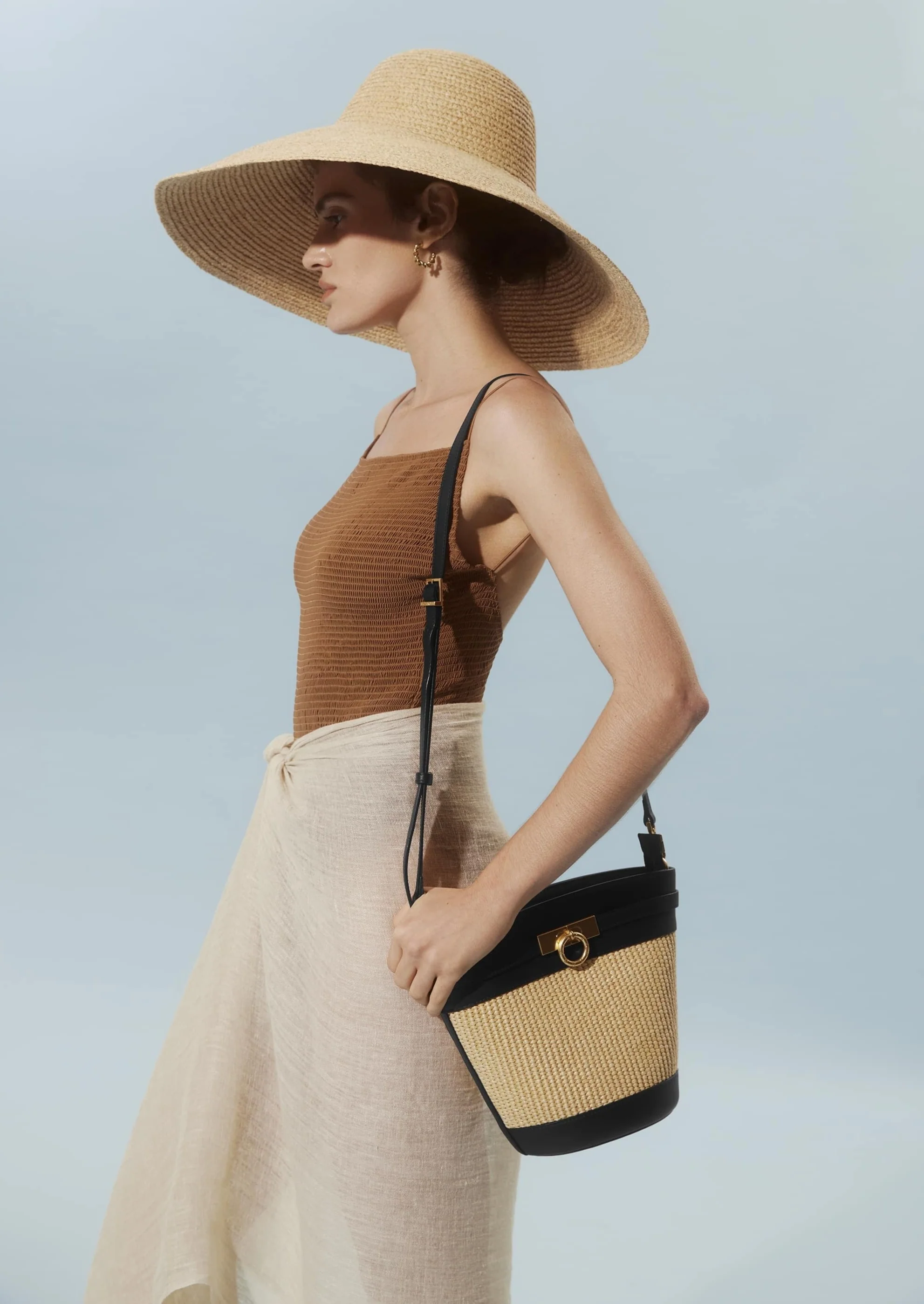 Madison Bucket Bag - Image 4