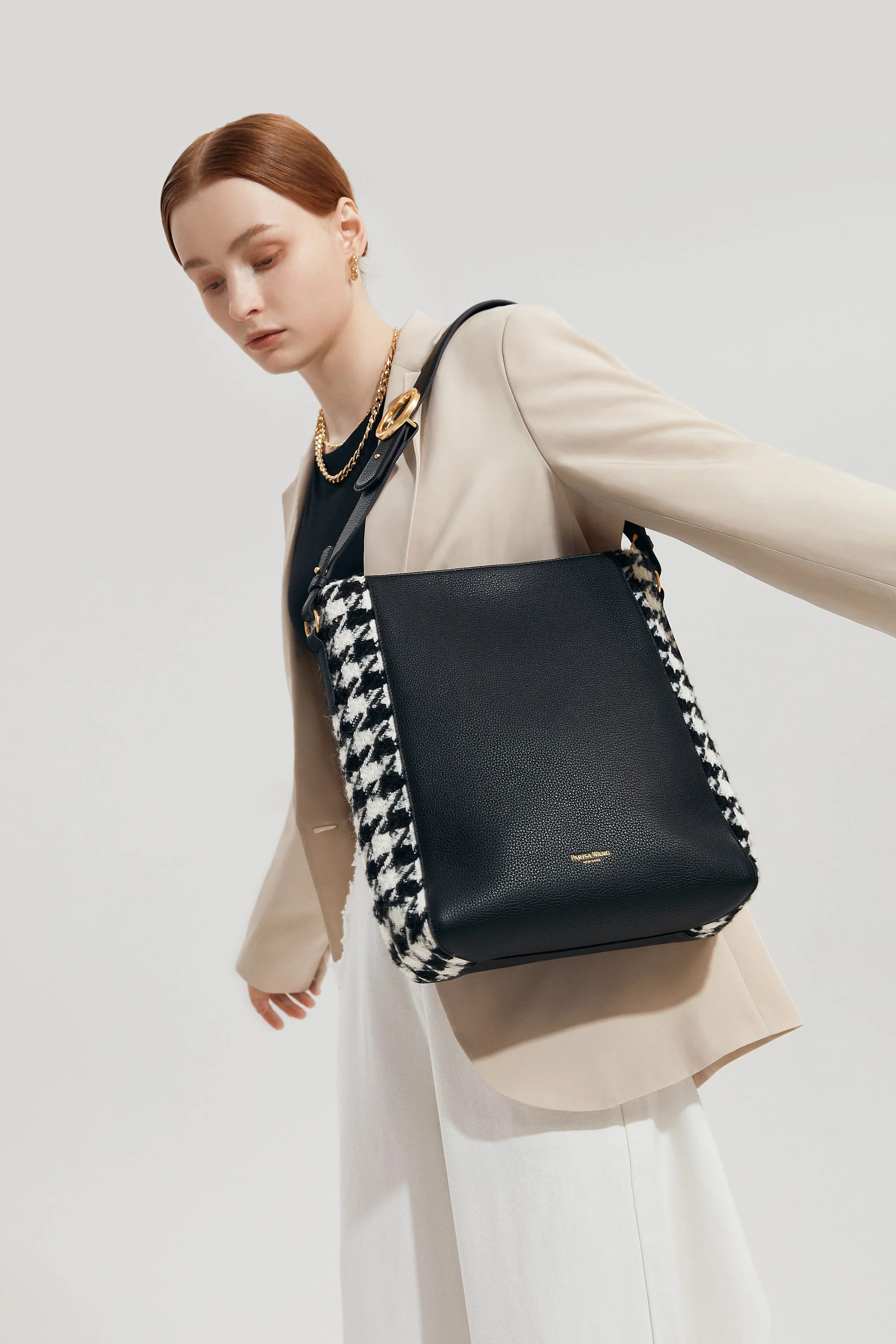 Carrie Medium Tote Bag - Image 44